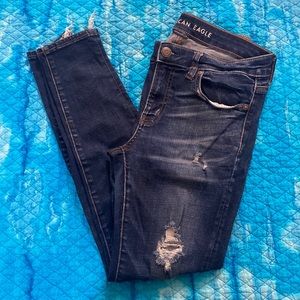 American Eagle distressed jeggings